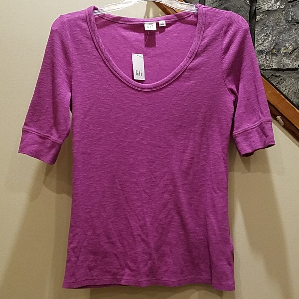 Brand New Womens Gap Scoop Neck Top Size Small